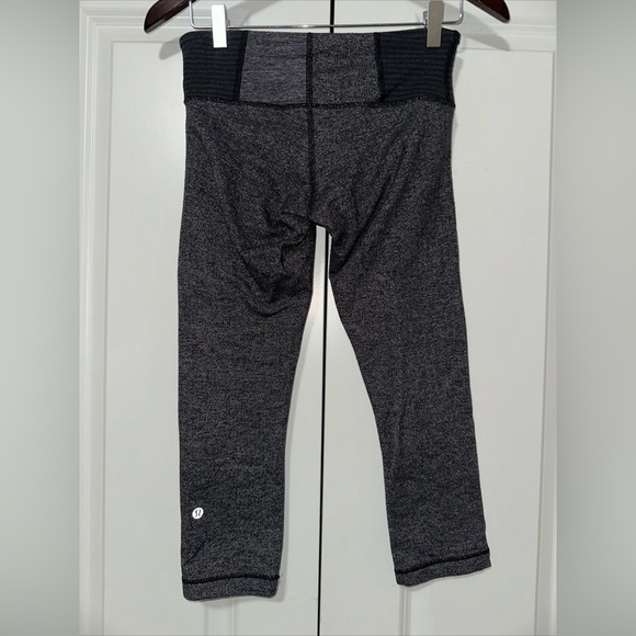 Lululemon Wunder Under Crop III Heathered Grey Leggings Size 4 - Picture 4 of 5
